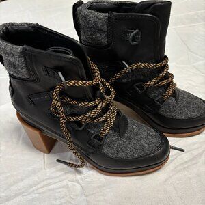 Sorel Blake Lace Boots